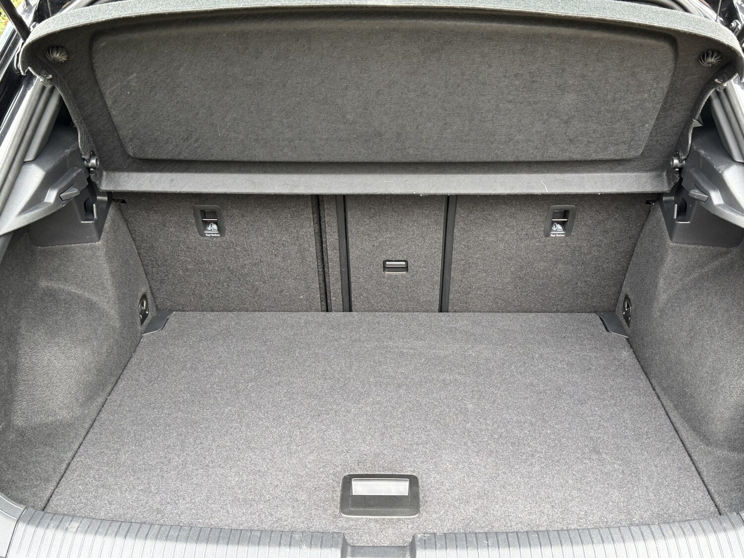 Used Volkswagen T-Roc 2019 for sale - 76058025: Photo 29