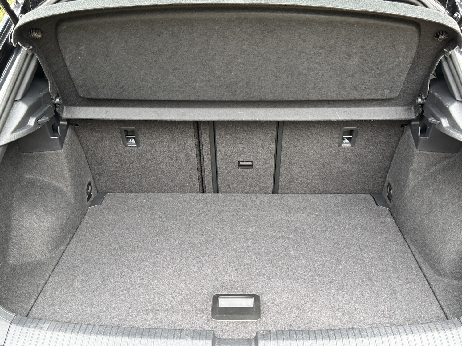 Used Volkswagen T-Roc 2019 for sale - 76058025: Photo 31