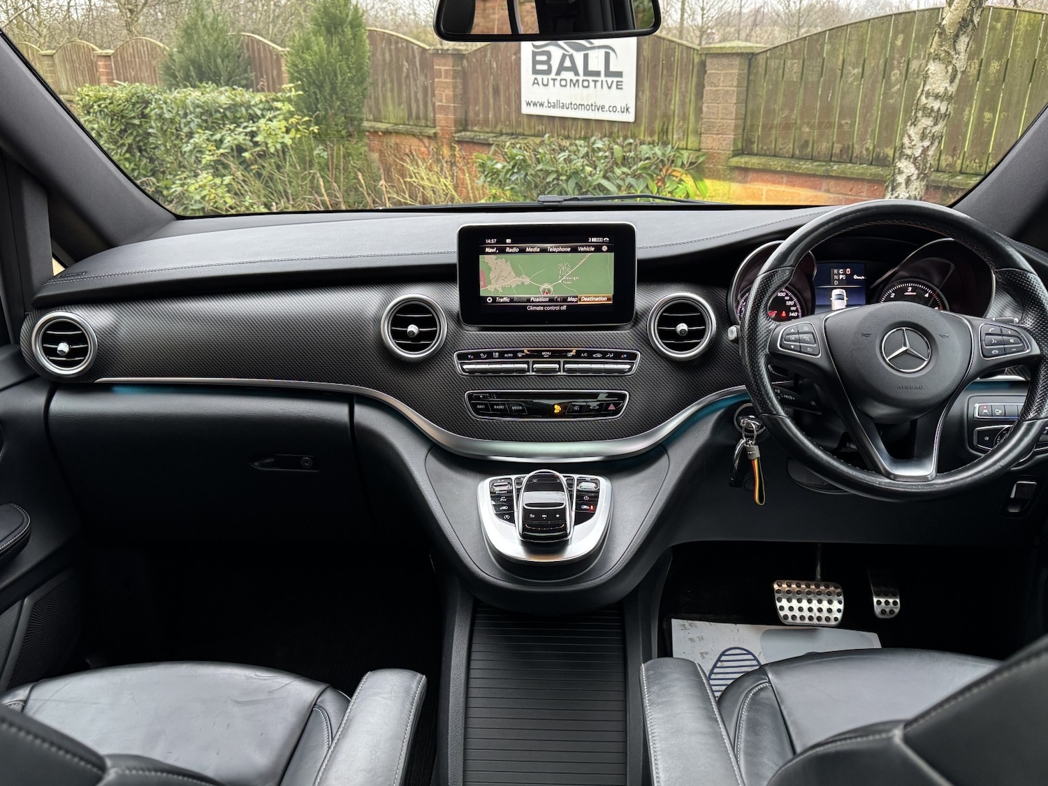 Used Mercedes-Benz V-Class 2018 for sale - 77339513: Photo 11