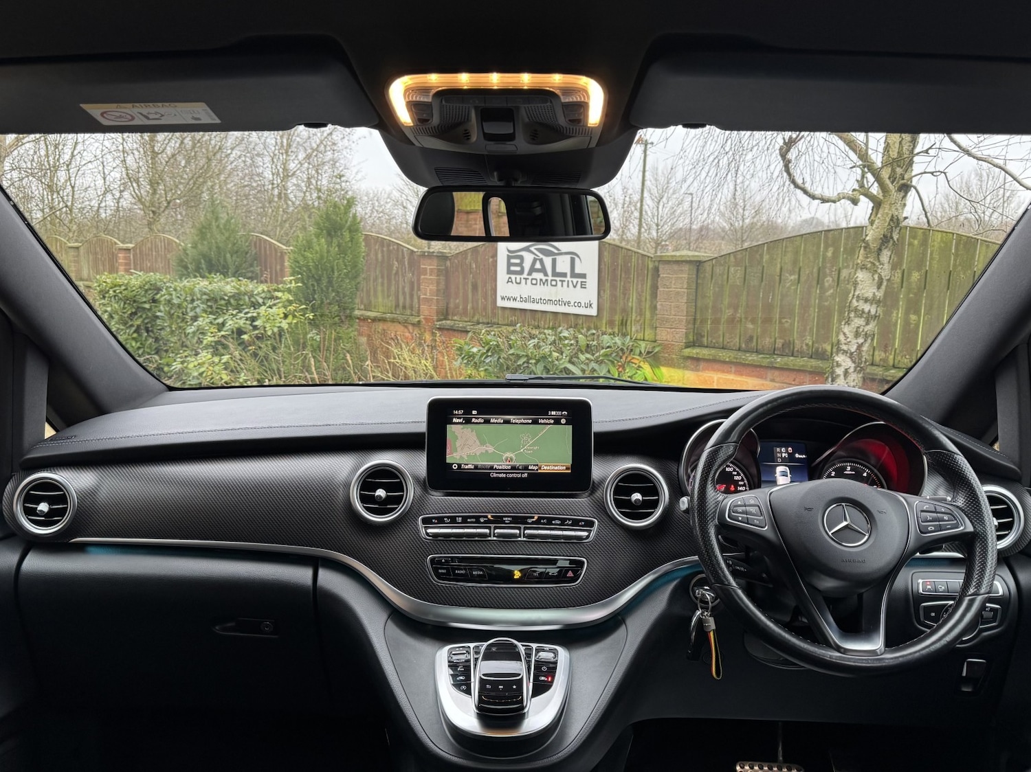 Used Mercedes-Benz V-Class 2018 for sale - 77339513: Photo 12