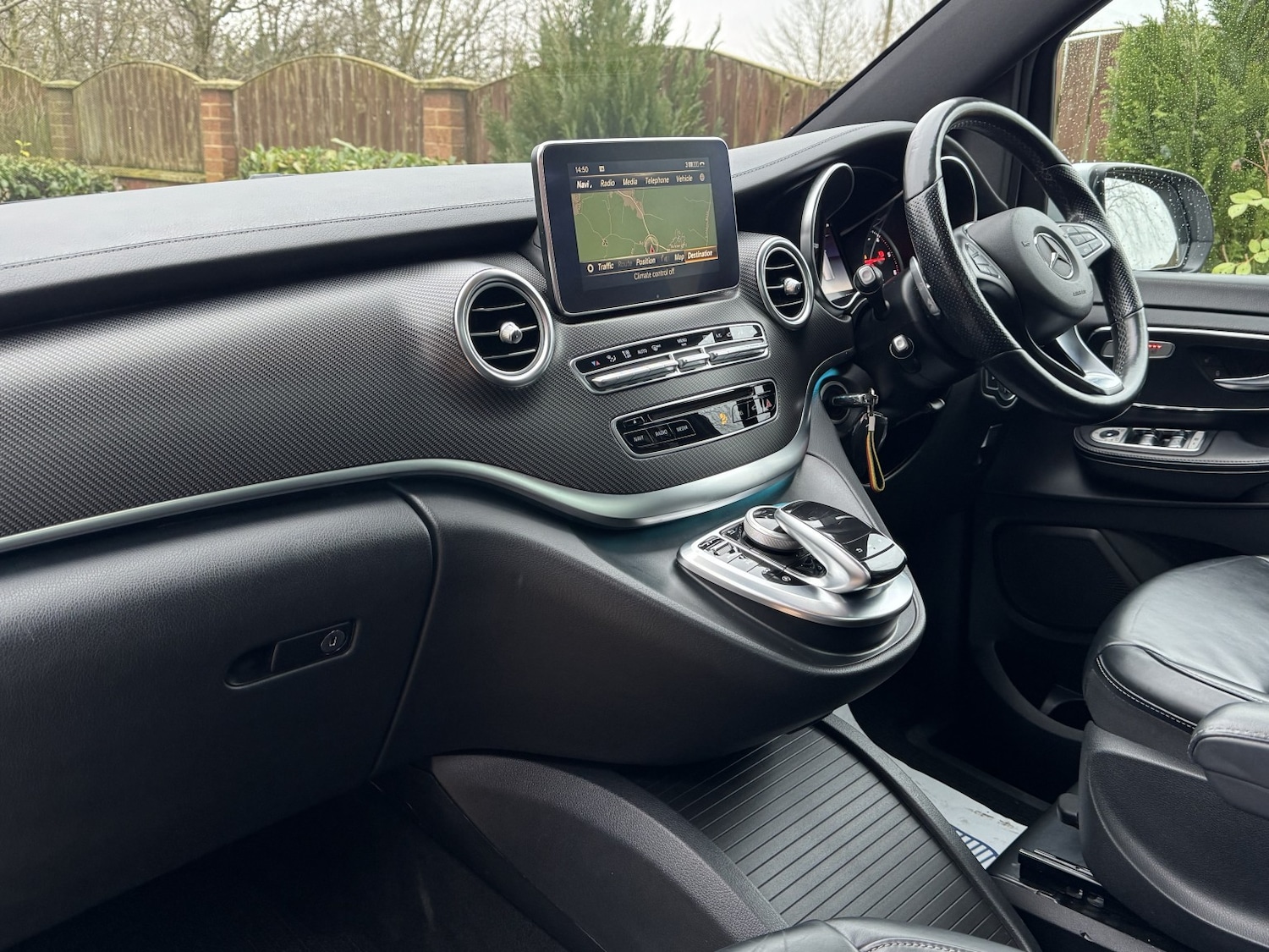 Used Mercedes-Benz V-Class 2018 for sale - 77339513: Photo 17