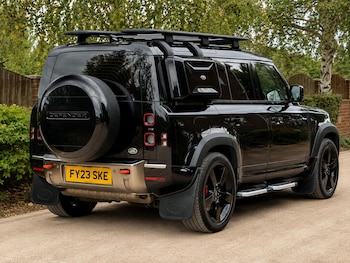Used Land Rover Defender 110 2023 for sale - 79424141: Photo