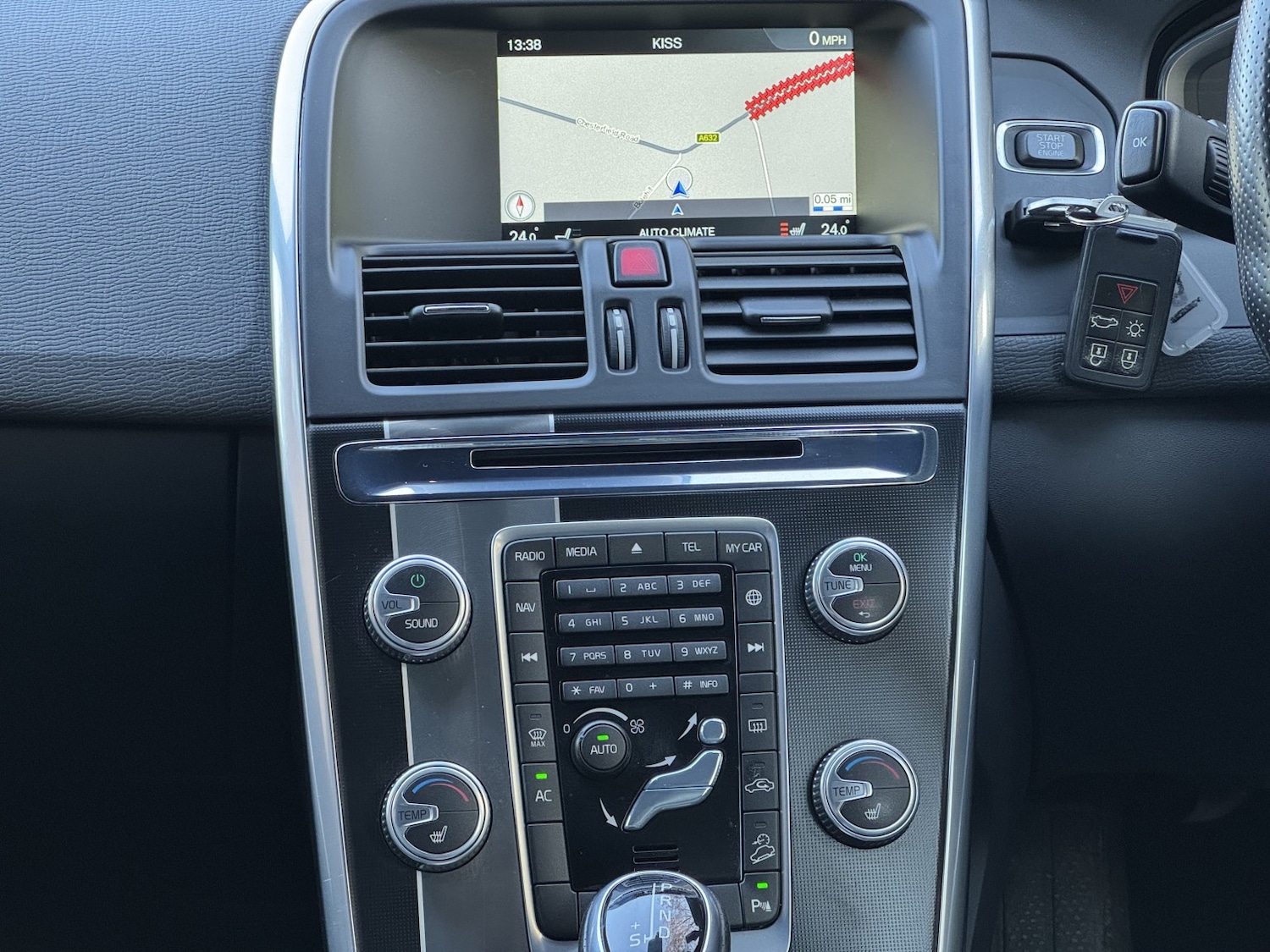 Used Volvo XC60 2015 for sale - 76579953: Photo 17