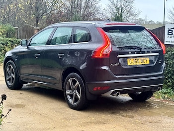 Used Volvo XC60 2015 for sale - 76579953: Photo