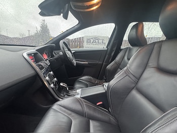 Used Volvo XC60 2015 for sale - 76579953: Photo