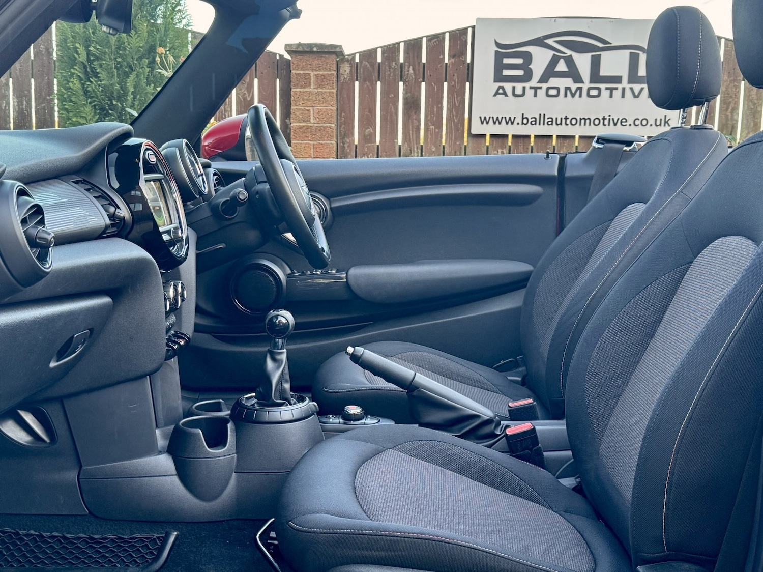 Used MINI Convertible 2016 for sale - 76699302: Photo 21