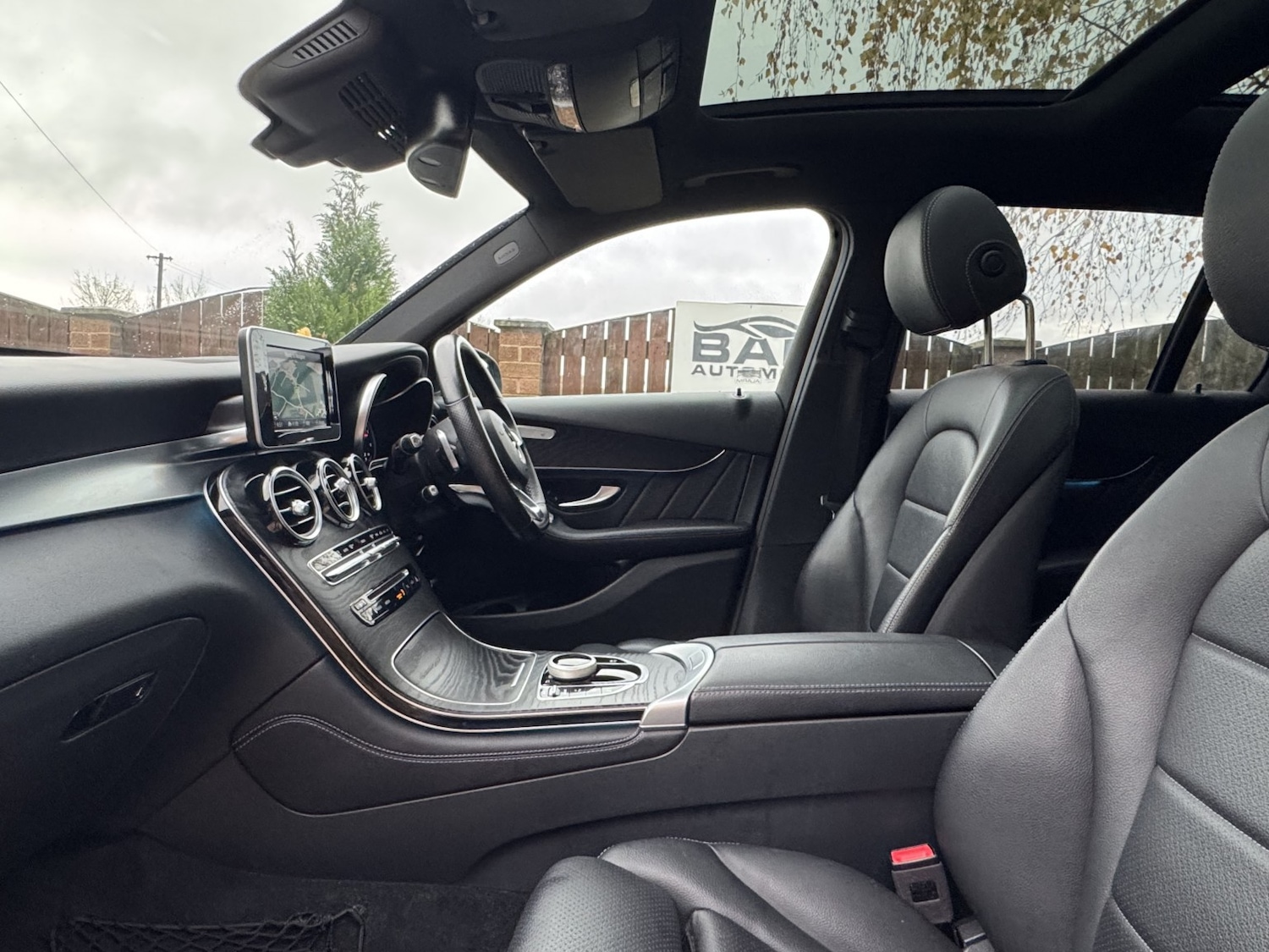 Used Mercedes-Benz GLC 2019 for sale - 76571148: Photo 22