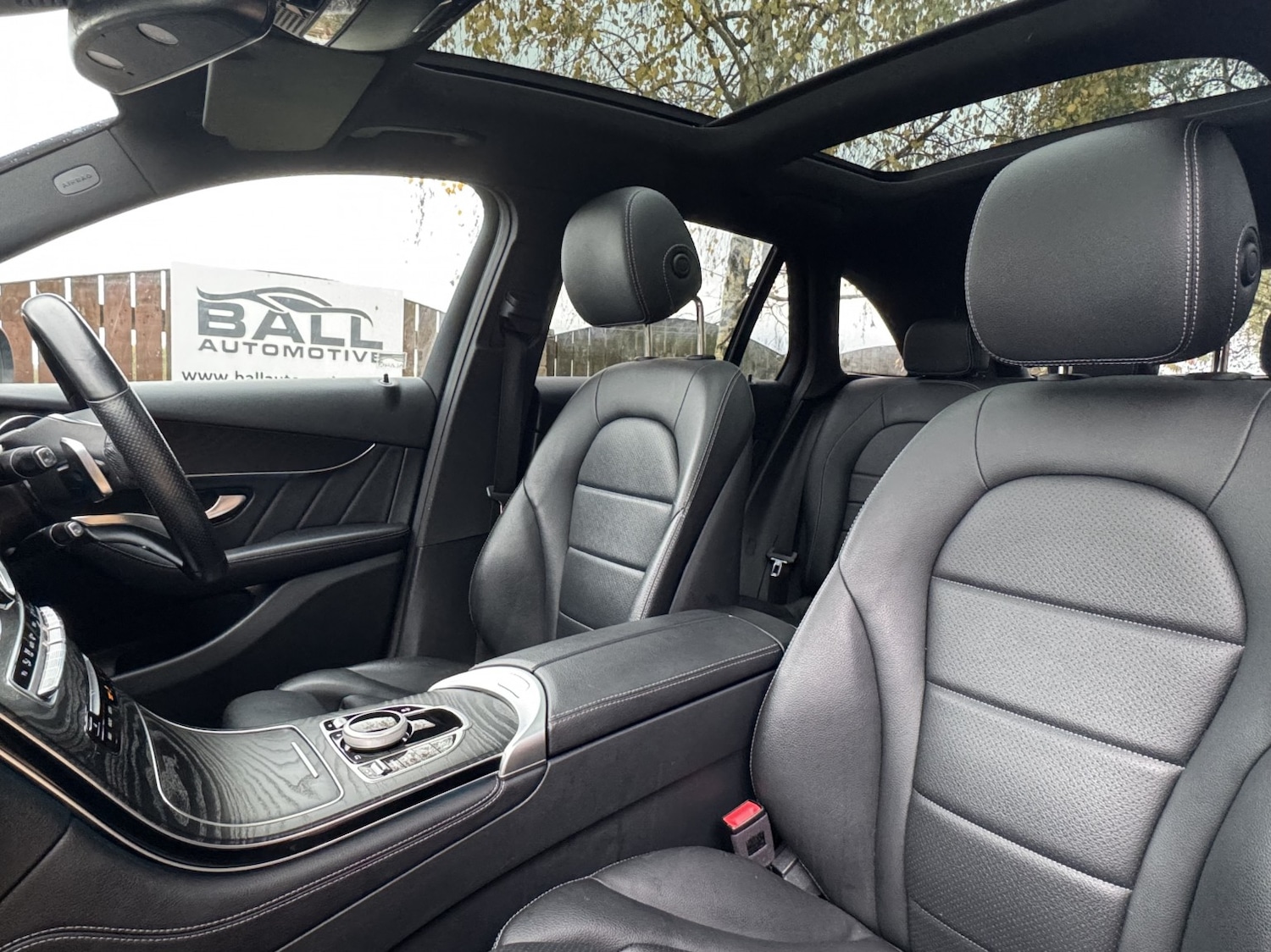 Used Mercedes-Benz GLC 2019 for sale - 76571148: Photo 24