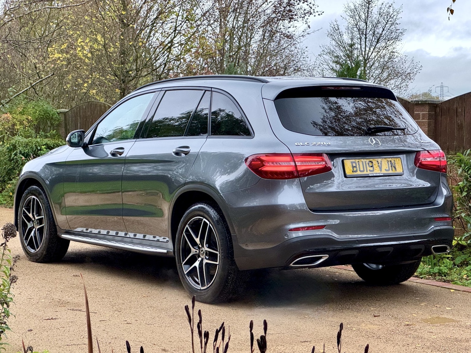 Used Mercedes-Benz GLC 2019 for sale - 76571148: Photo 3