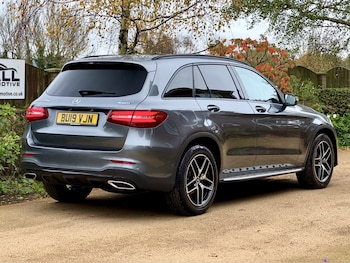 Used Mercedes-Benz GLC 2019 for sale - 76571148: Photo
