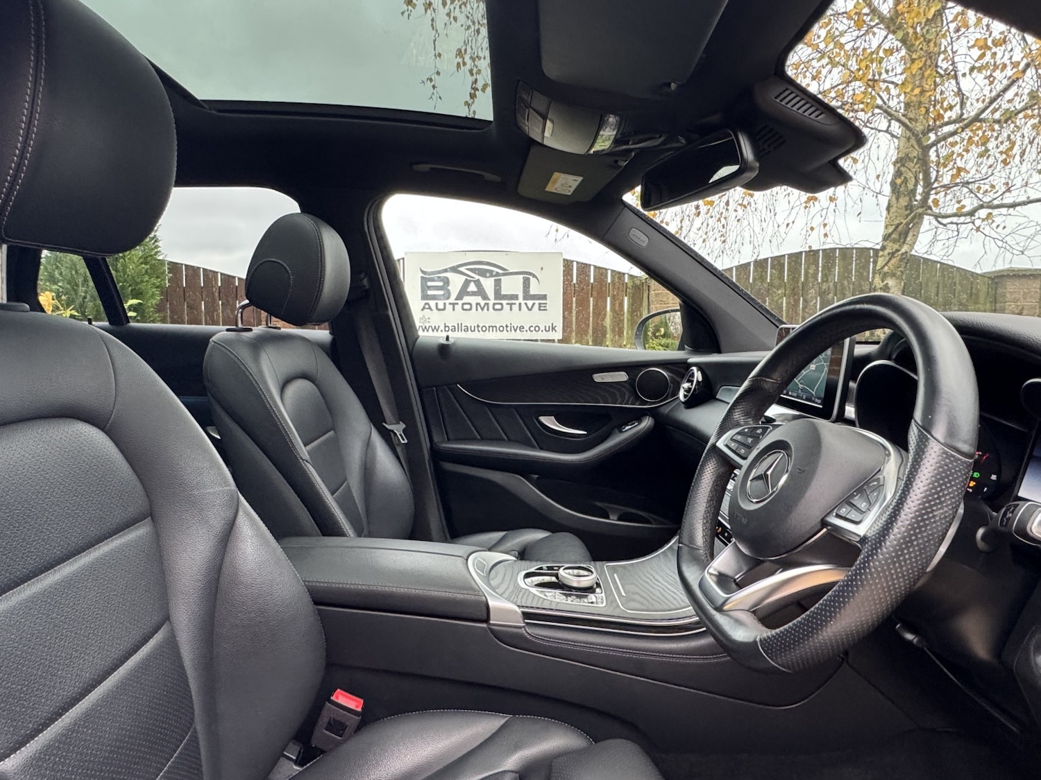 Used Mercedes-Benz GLC 2019 for sale - 76571148: Photo 7