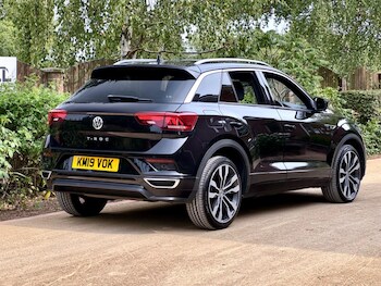 Used Volkswagen T-Roc 2019 for sale - 75511281: Photo