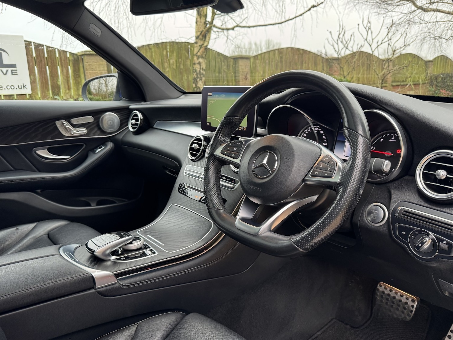 Used Mercedes-Benz GLC 2018 for sale - 77522083: Photo 10