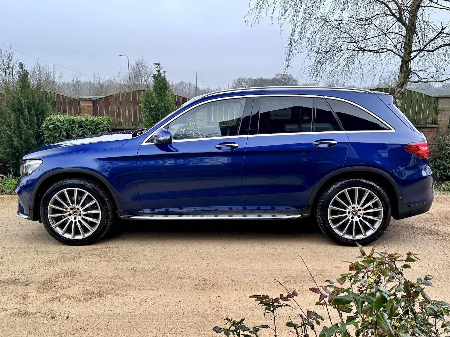 Used Mercedes-Benz GLC 2018 for sale - 77522083: Photo 2