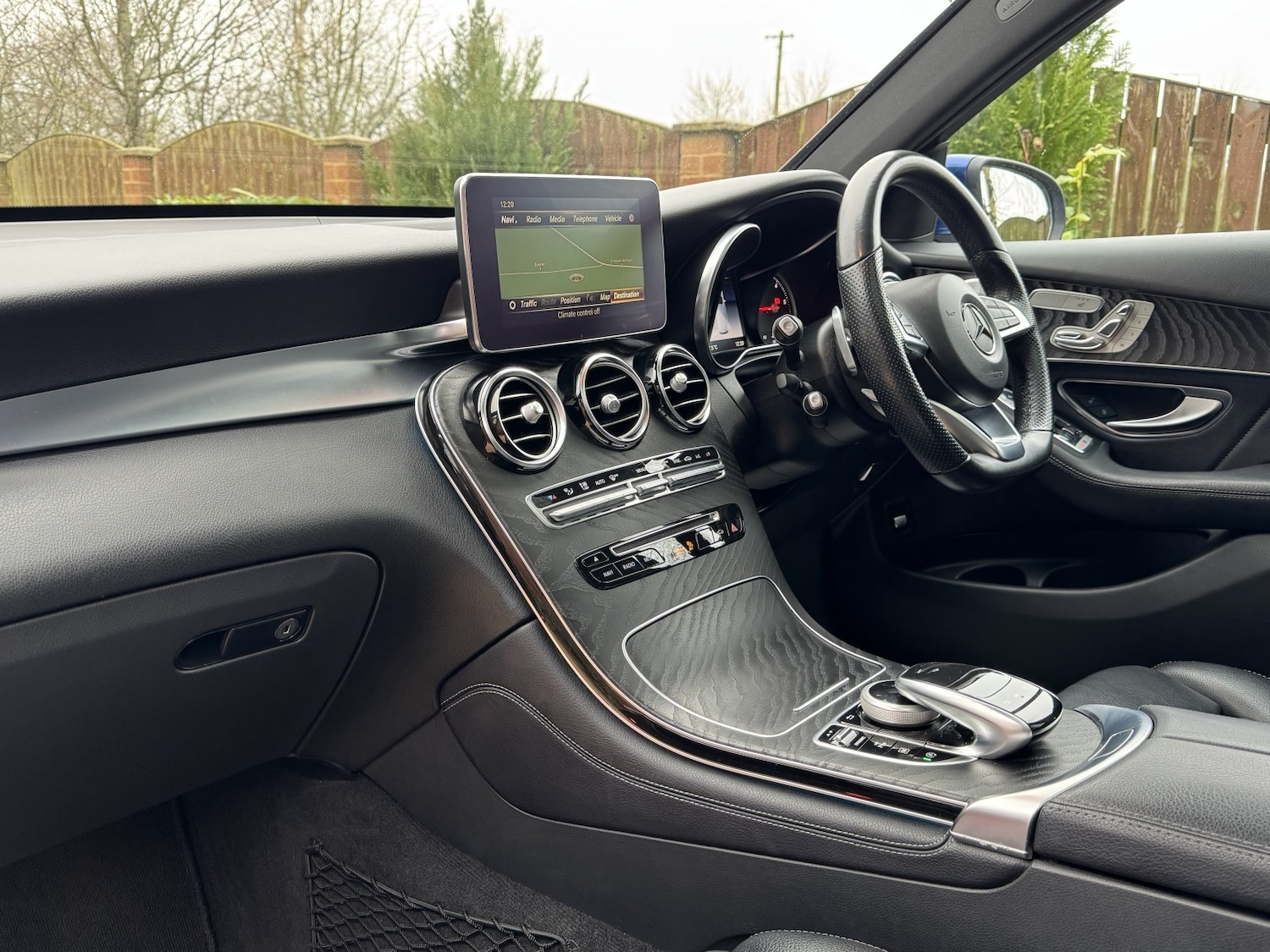 Used Mercedes-Benz GLC 2018 for sale - 77522083: Photo 20