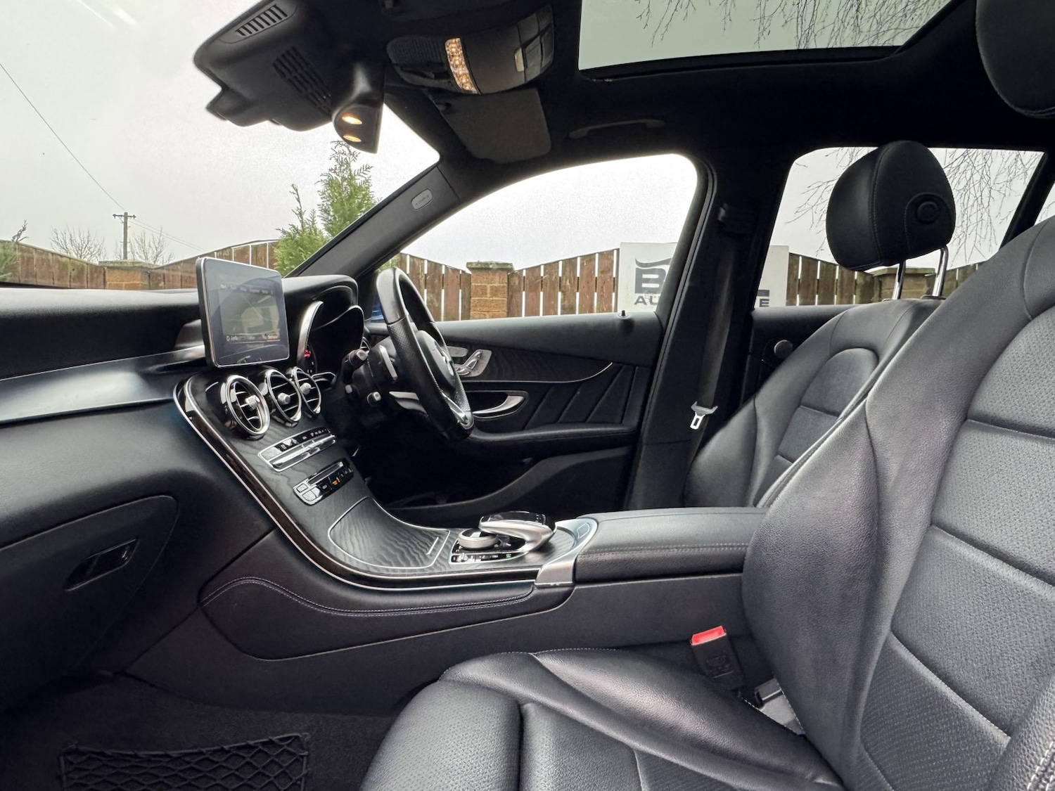 Used Mercedes-Benz GLC 2018 for sale - 77522083: Photo 21