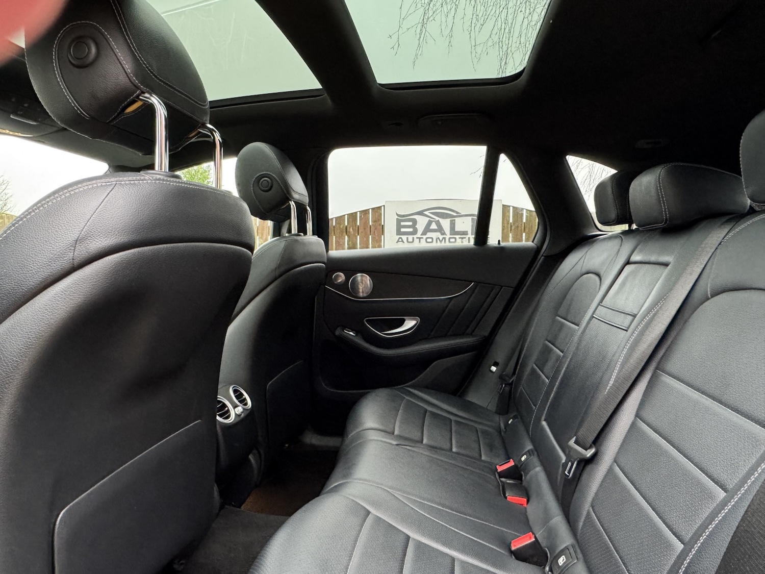 Used Mercedes-Benz GLC 2018 for sale - 77522083: Photo 24