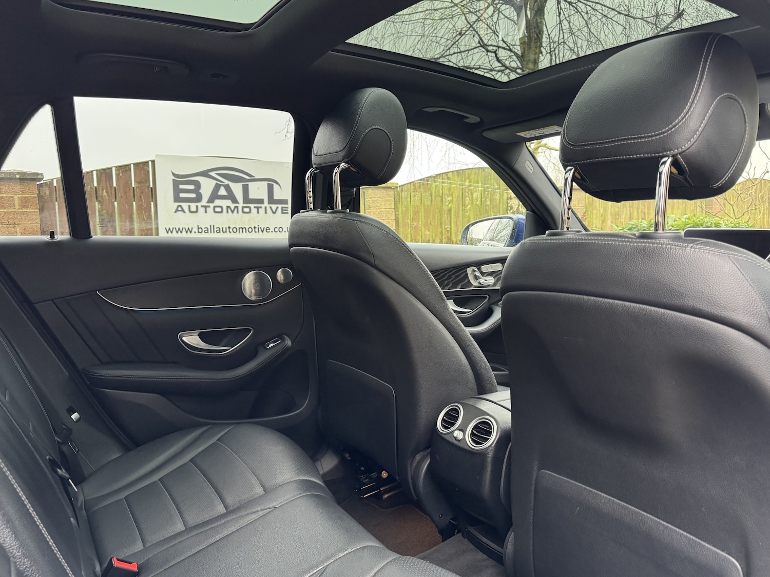 Used Mercedes-Benz GLC 2018 for sale - 77522083: Photo 27