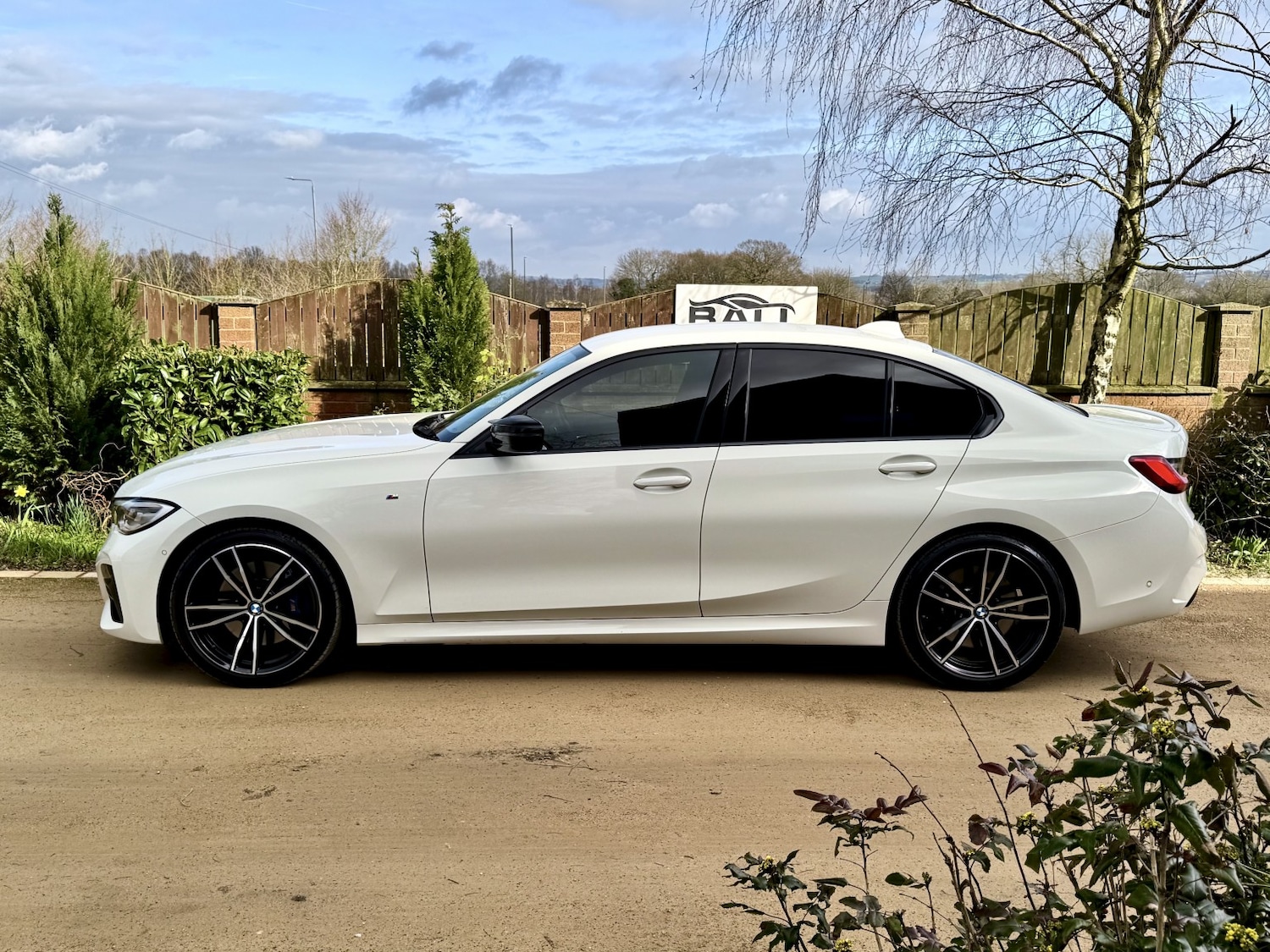 Used BMW 3 Series 2019 for sale - 77668586: Photo 2