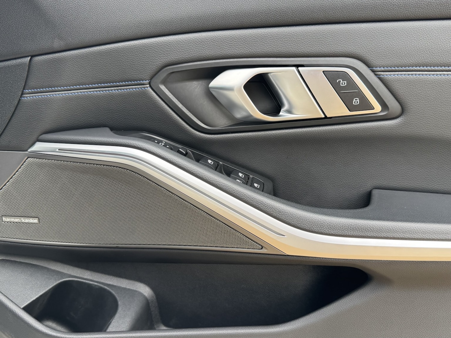 Used BMW 3 Series 2019 for sale - 77668586: Photo 24