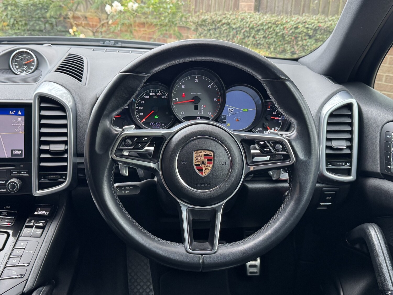 Used Porsche Cayenne 2016 for sale - 76281352: Photo 11