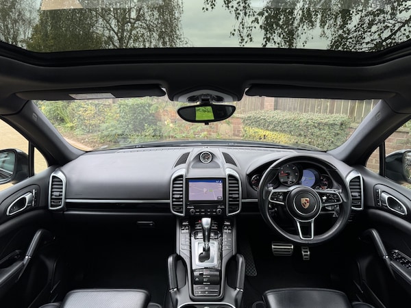 Used Porsche Cayenne 2016 for sale - 76281352: Photo 14