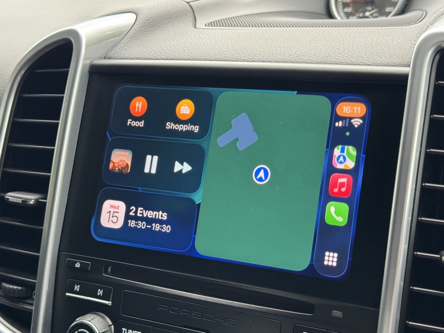 Used Porsche Cayenne 2016 for sale - 76281352: Photo 20