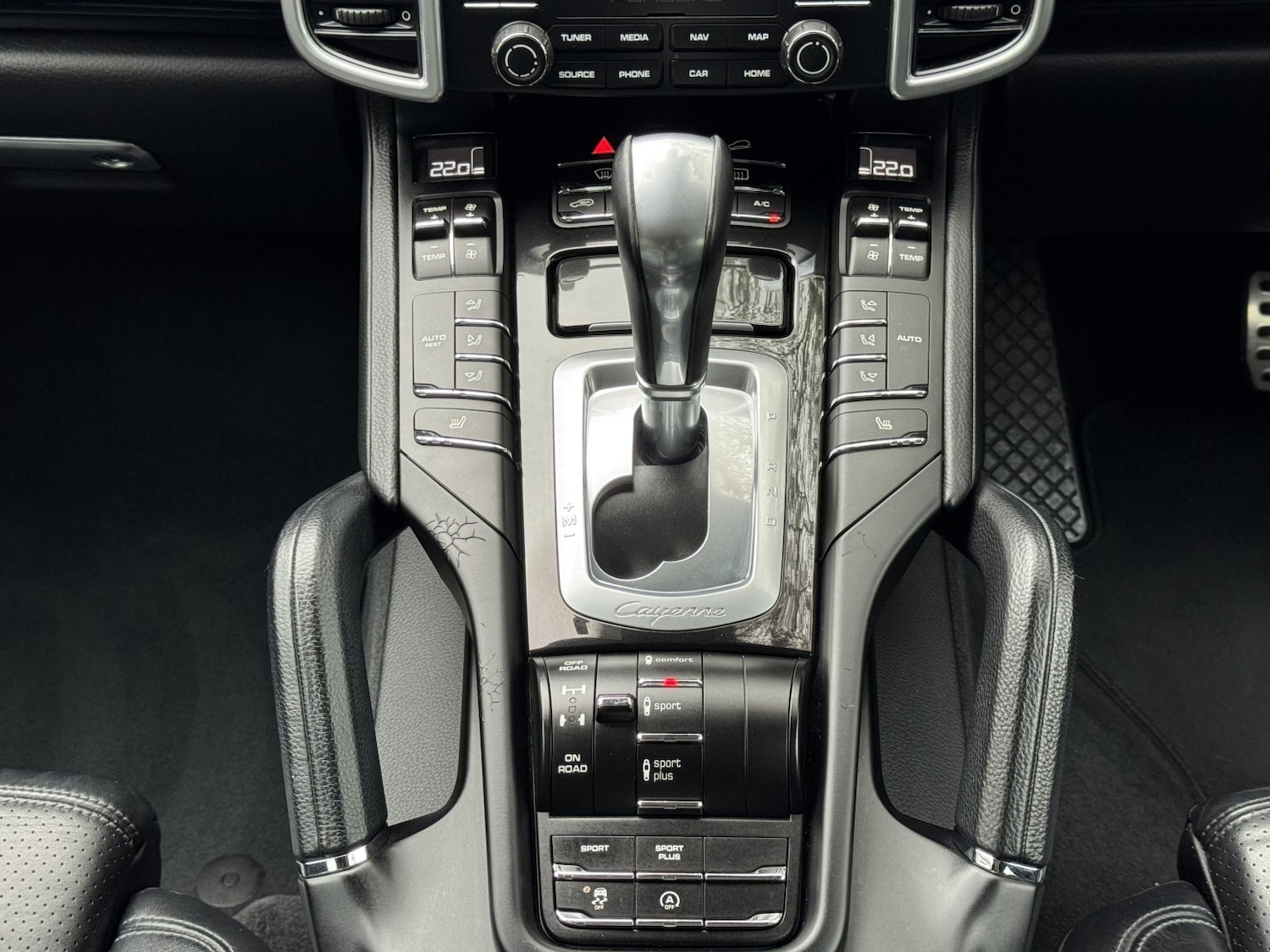 Used Porsche Cayenne 2016 for sale - 76281352: Photo 25