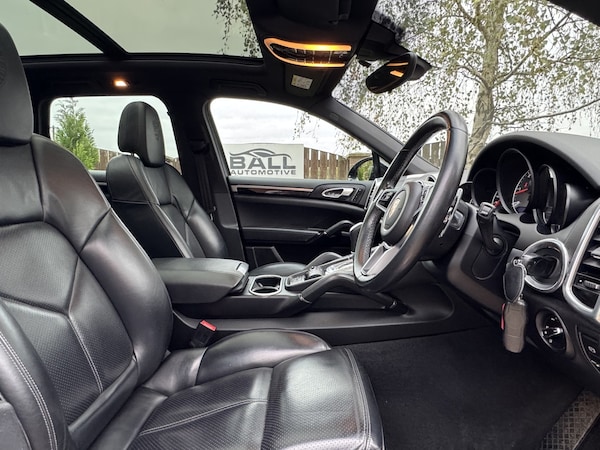 Used Porsche Cayenne 2016 for sale - 76281352: Photo 7