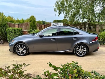 Used Lexus IS 2017 for sale - 75550219: Photo