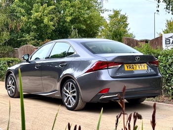 Used Lexus IS 2017 for sale - 75550219: Photo