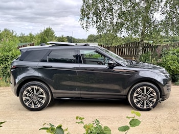 Used Land Rover Range Rover Evoque 2025 for sale - 79010749: Photo