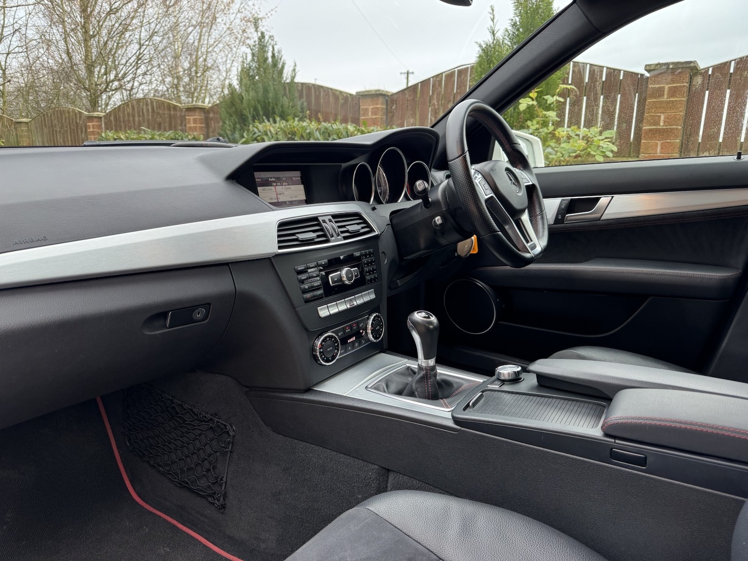 Used Mercedes-Benz C Class 2012 for sale - 77118639: Photo 17