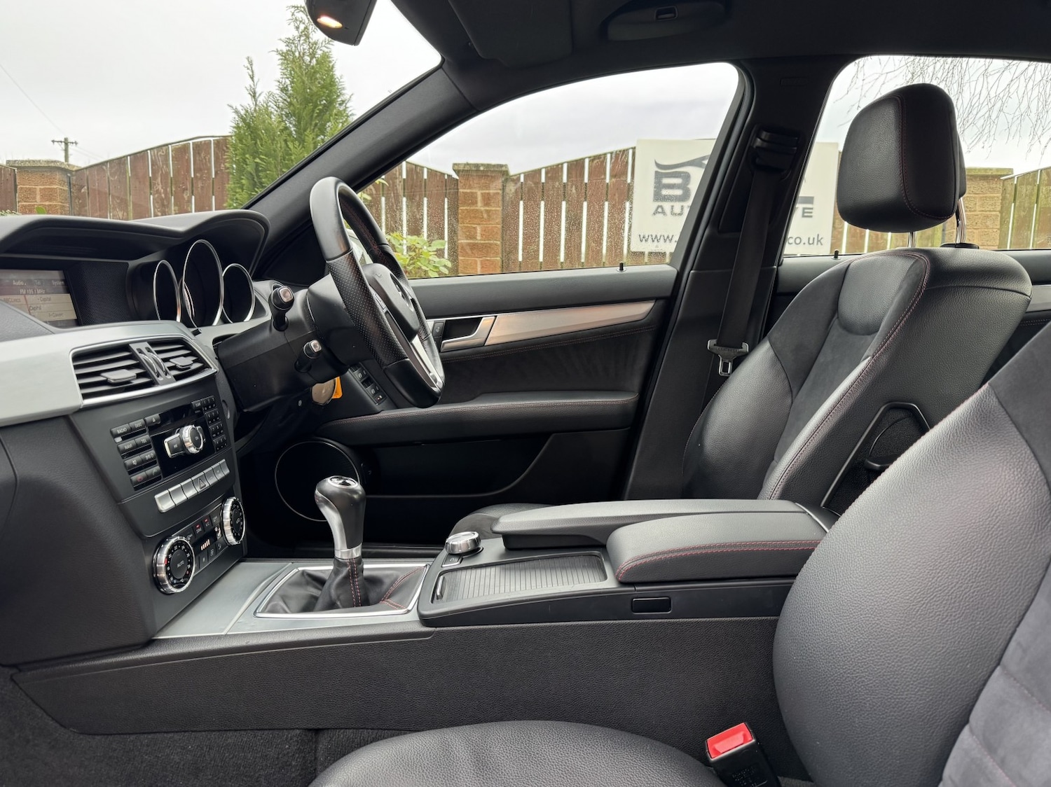 Used Mercedes-Benz C Class 2012 for sale - 77118639: Photo 19