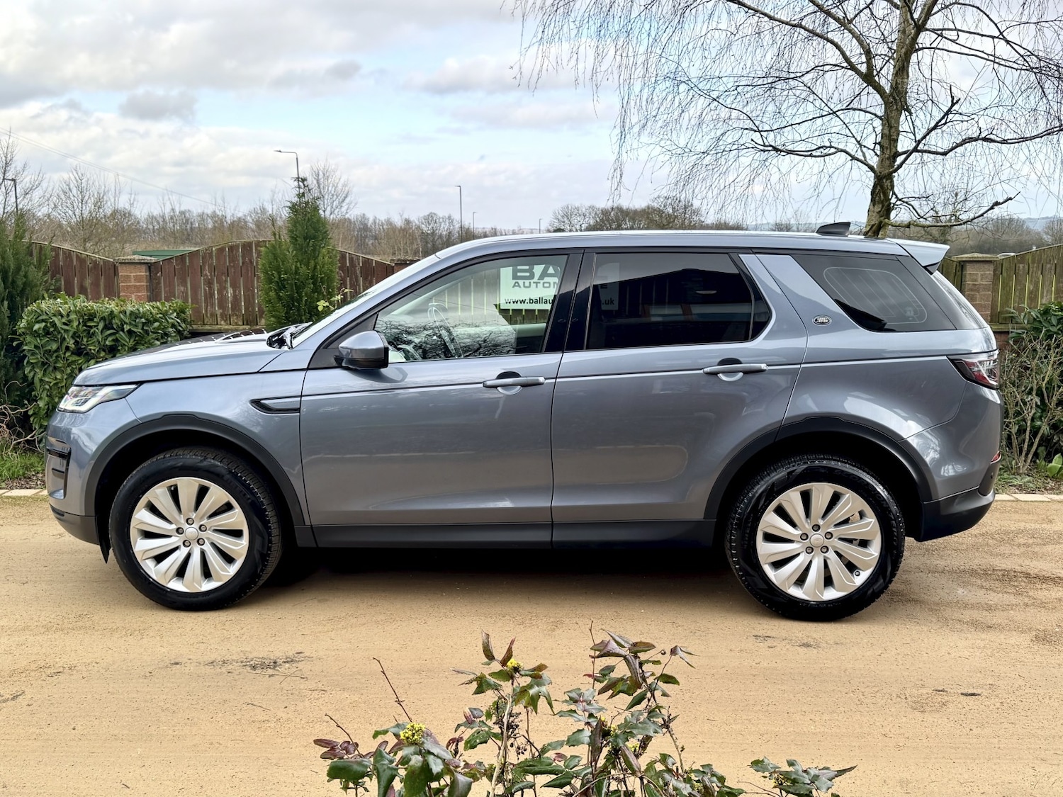 Used Land Rover Discovery Sport 2020 for sale - 77668580: Photo 2