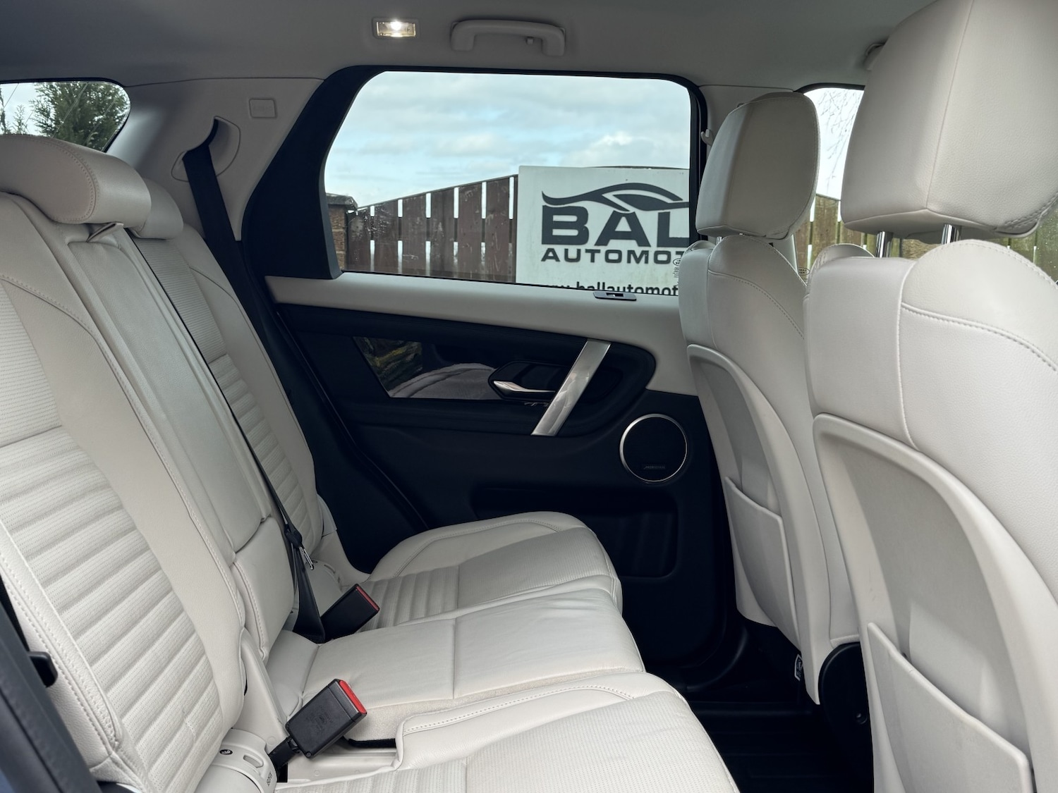 Used Land Rover Discovery Sport 2020 for sale - 77668580: Photo 25