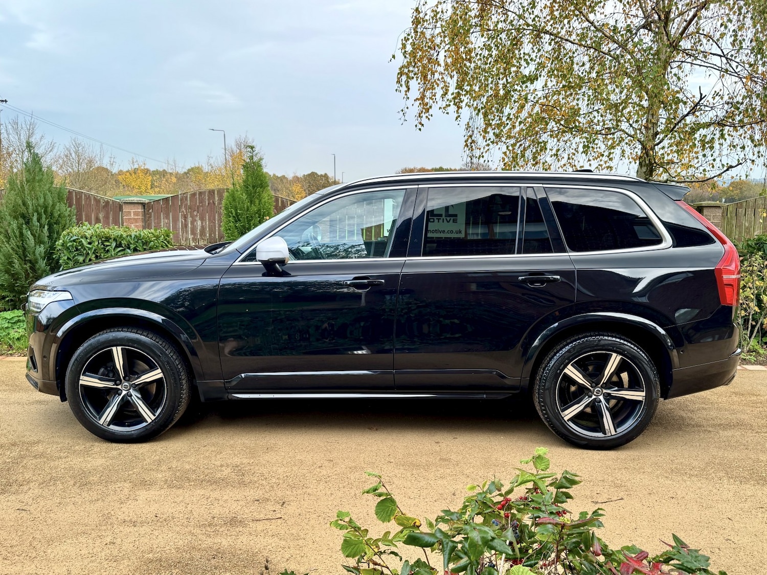 Used Volvo XC90 2015 for sale - 76358099: Photo 2