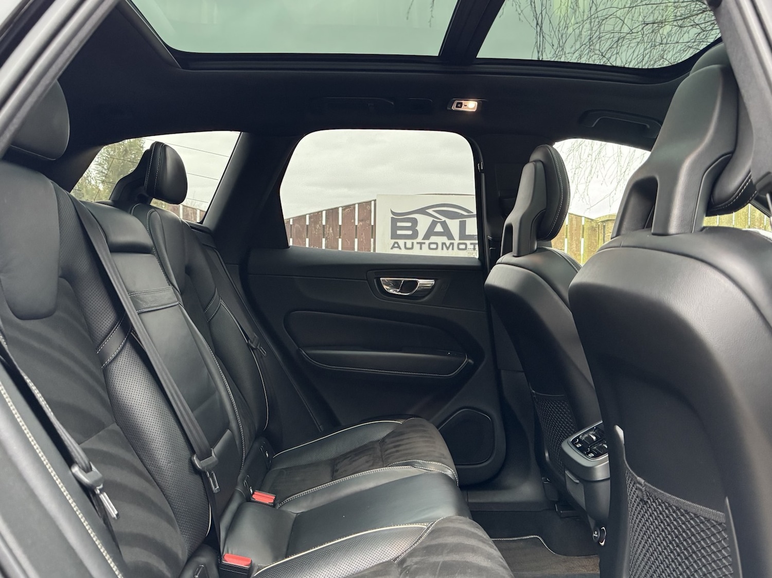 Used Volvo XC60 2018 for sale - 78004574: Photo 34