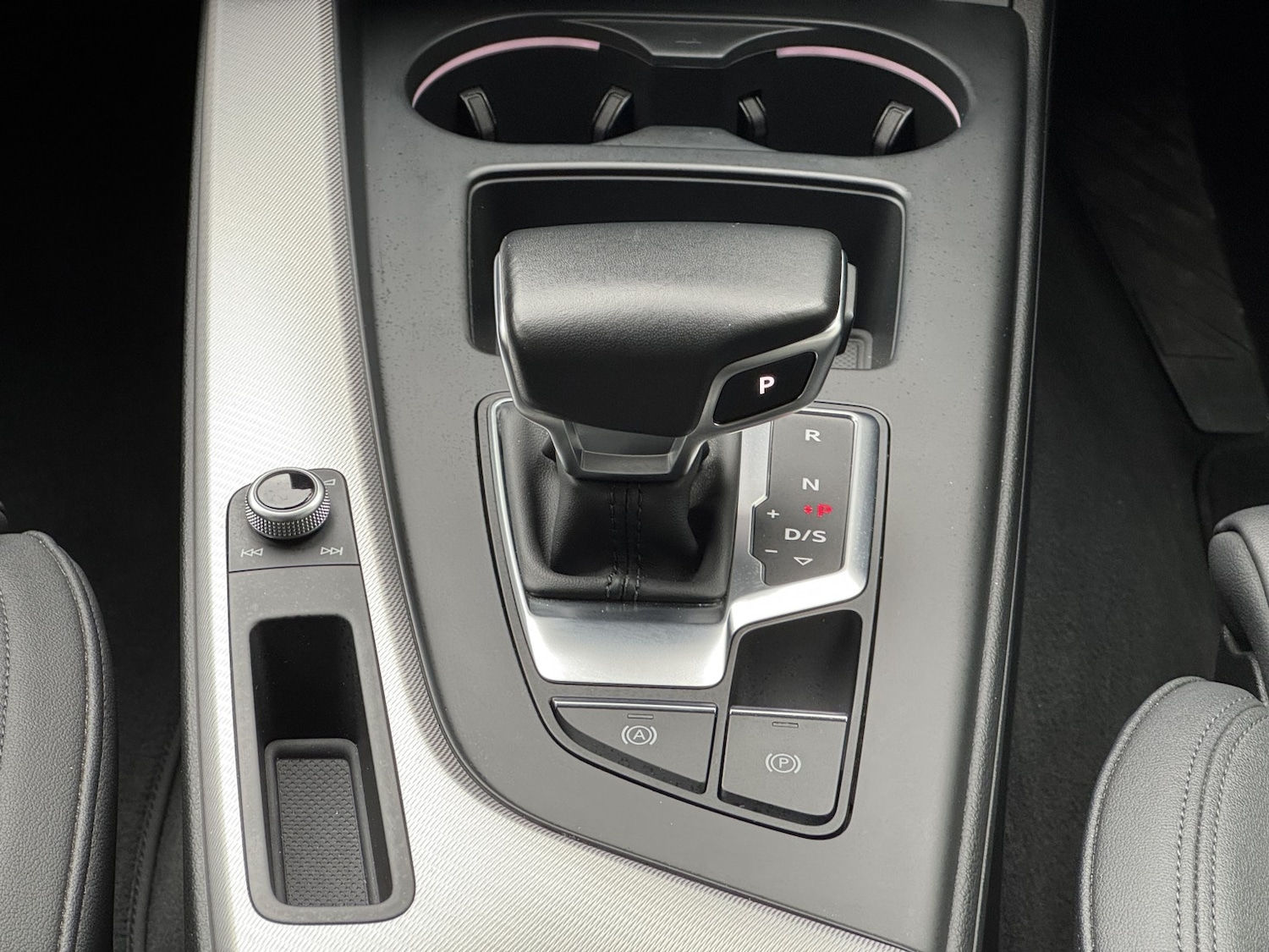 Used Audi A4 Avant 2021 for sale - 76030700: Photo 18