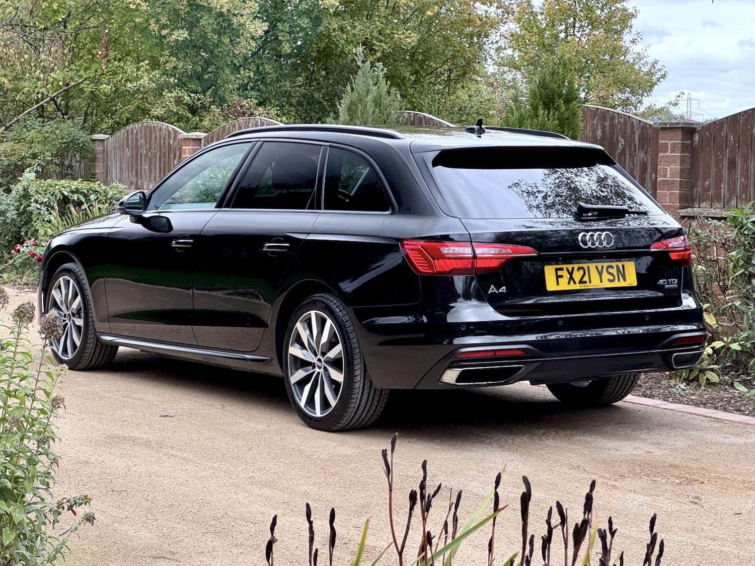 Used Audi A4 Avant 2021 for sale - 76030700: Photo 3