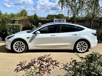 Used Tesla Model 3 2020 for sale - 75913287: Photo