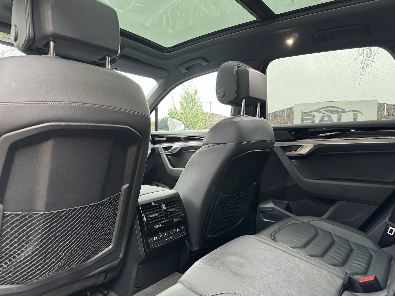 Used Volkswagen Touareg 2020 for sale - 77303721: Photo 25