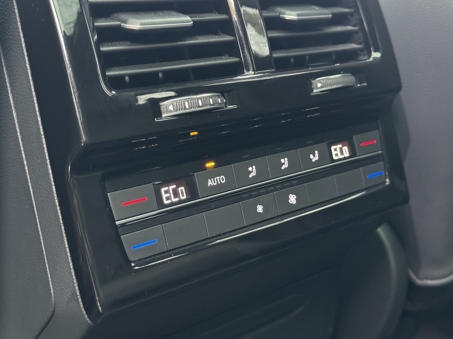 Used Volkswagen Touareg 2020 for sale - 77303721: Photo 26