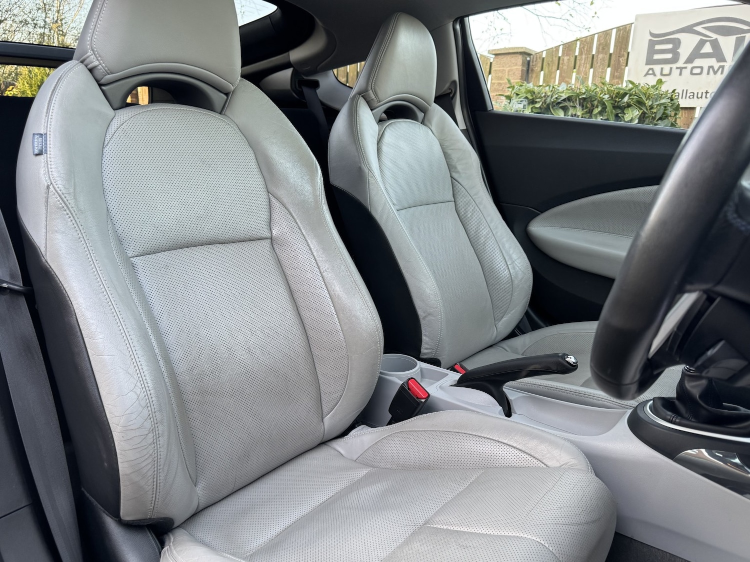 Used Honda CR-Z 2011 for sale - 78168803: Photo 9