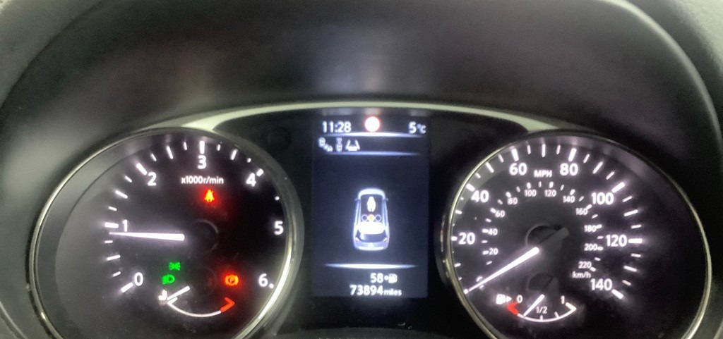 Used Nissan X-Trail 2014 for sale - 77581592: Photo 10