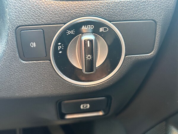 Used Mercedes-Benz GLA 2015 for sale - 76177210: Photo 23