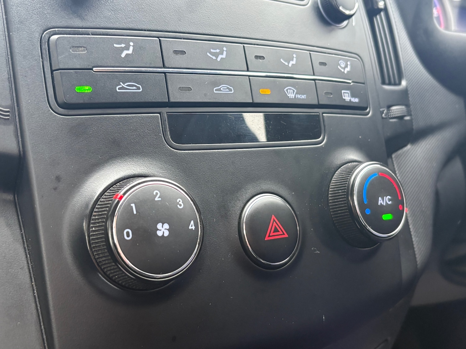 Used Hyundai i30 2011 for sale - 77449612: Photo 16