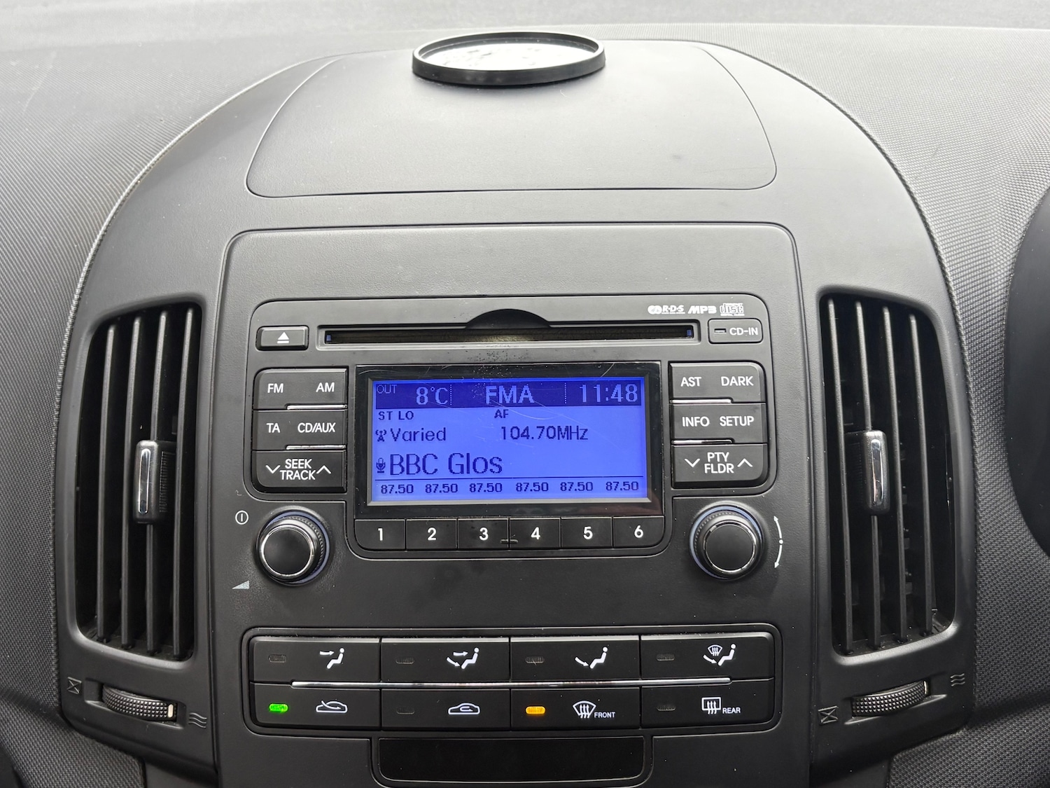 Used Hyundai i30 2011 for sale - 77449612: Photo 17