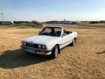 1989 (F) - 320i 2dr