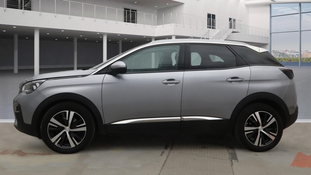 Used Peugeot 3008 2019 for sale - 76922010: Photo 2